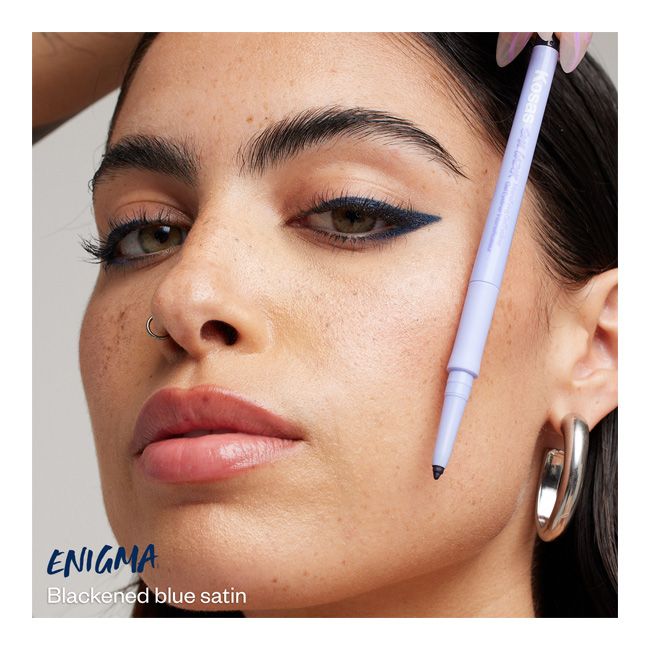 Eye liner naturel Soulgazer Intensifying gel Enigma Kosas Mannequin