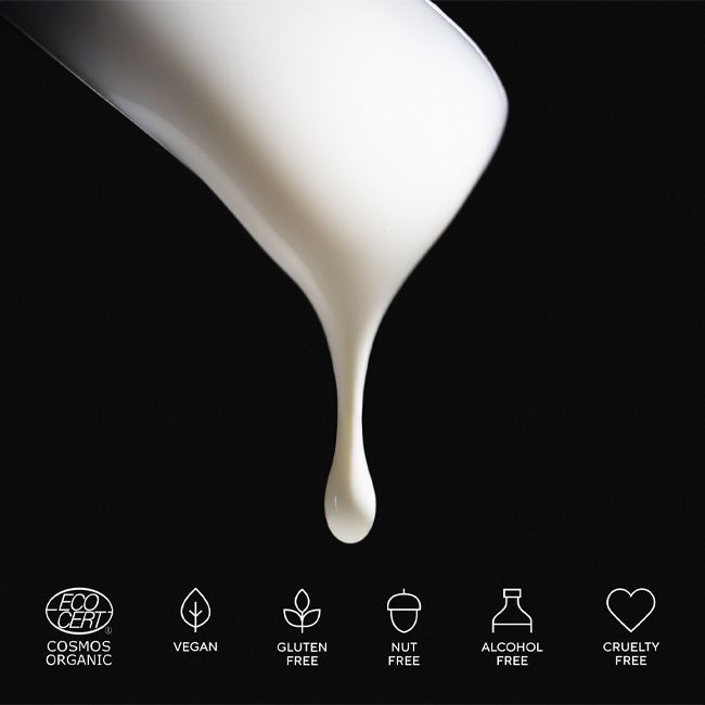 Madara Cosmetics' Age Pro Renew natural day face cream Texture