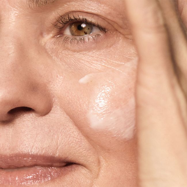 Crème visage naturelle de nuit Age Pro Renew Mannequin