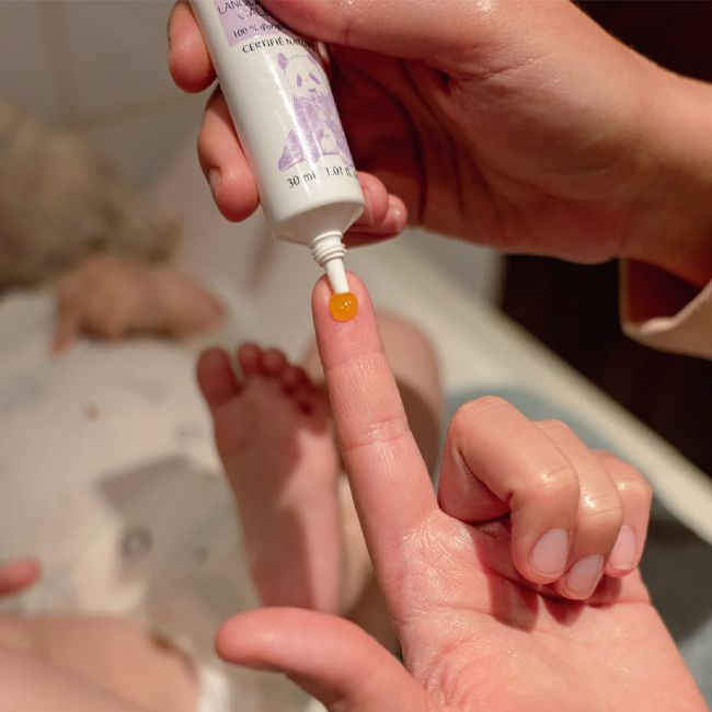 La Canopée's Natural Magic Ointment Application
