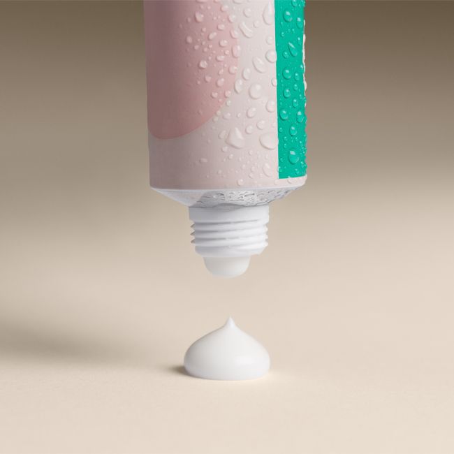 Crème hydratante naturelle FEED OUT Skin & Out Application