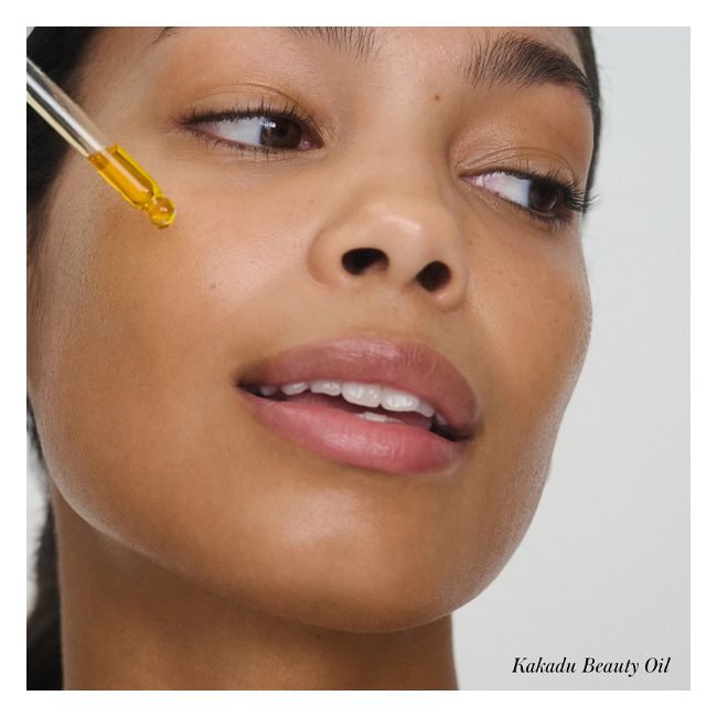 RMS Beauty's Skincare Secrets Kit Model
