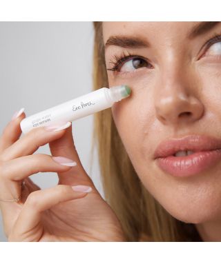 Eye contour serum with grape water - 8 ml Eye contour serum with grape water - 8 ml