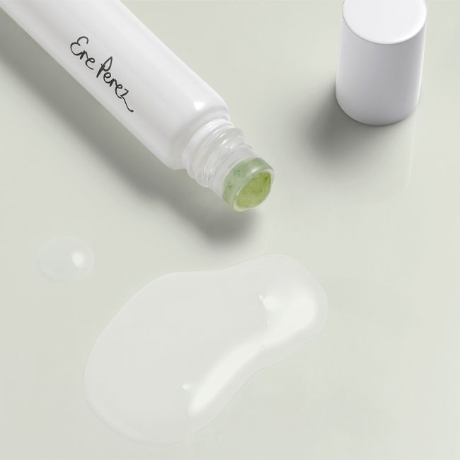 Sérum Contour des Yeux à l’Eau de Raisin Ere Perez Swatch