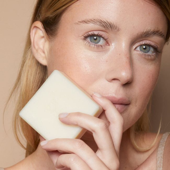 Savon surgras bio extra-doux Les Huilettes Mannequin