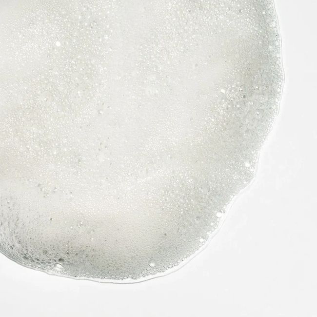 Novexpert's Flash Radiance Cleansing Foam Texture