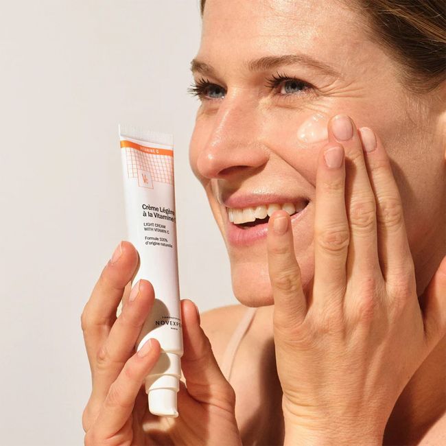 Crème Légère à la Vitamine C Novexpert Mannequin