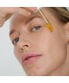 Huile visage naturelle de beauté Kakadu RMS Beauty Application