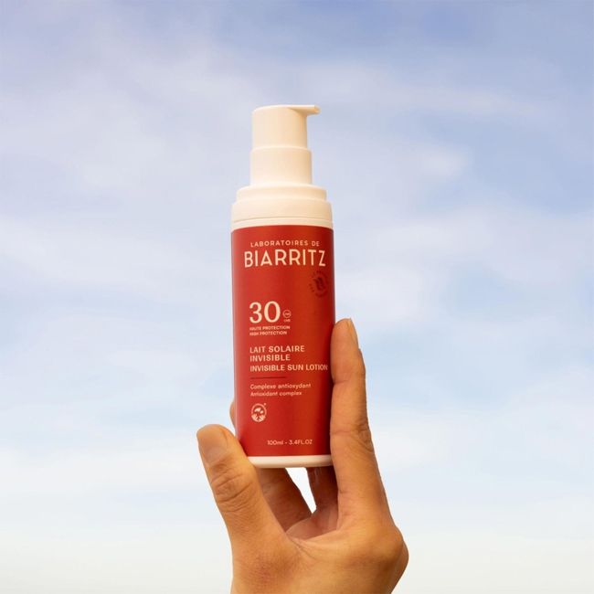 Crème solaire bio Lait solaire invisible SPF30 Laboratoires de Biarritz Lifestyle