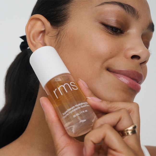 Sérum visage naturel Super Sérum Hydrant Brume RMS Beauty Mannequin