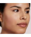 Ilia Beauty's SC . 3 Kava True Skin natural Serum Concealer Model
