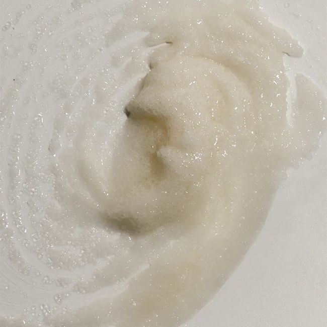 Refeel's Lost Alhambra natural milk scrub Texture