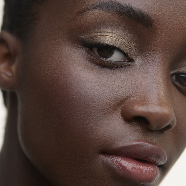 La Lumière Liquid Eyeshadow - Wonderblush | MonCornerB