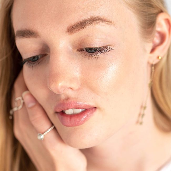 Crayon sourcils naturel huile d'amande douce Ere Perez