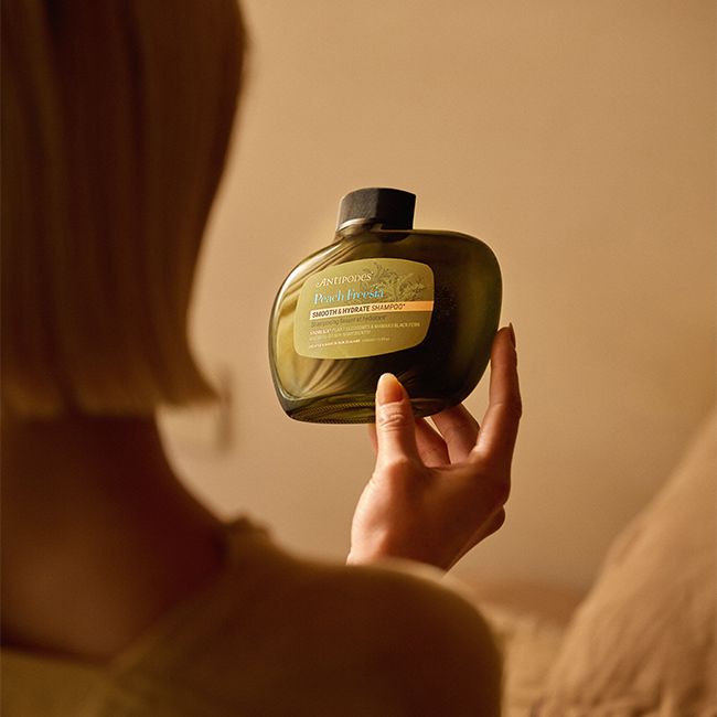 Shampoing pèche freesia lissant hydratant Antipodes