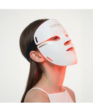 Aurion X252 LED face mask