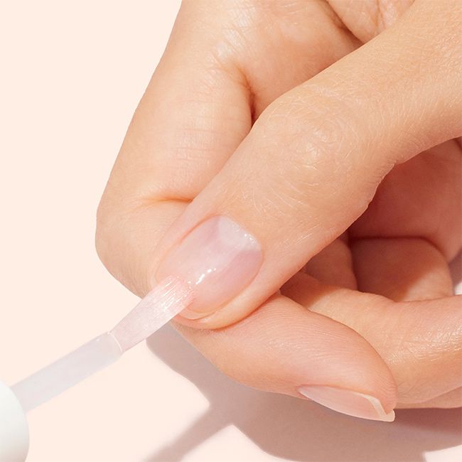 Damaged Nail Repair Treatment - Manucurist - MonCornerB