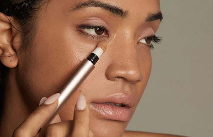 Concealer as essential in complexed makeup