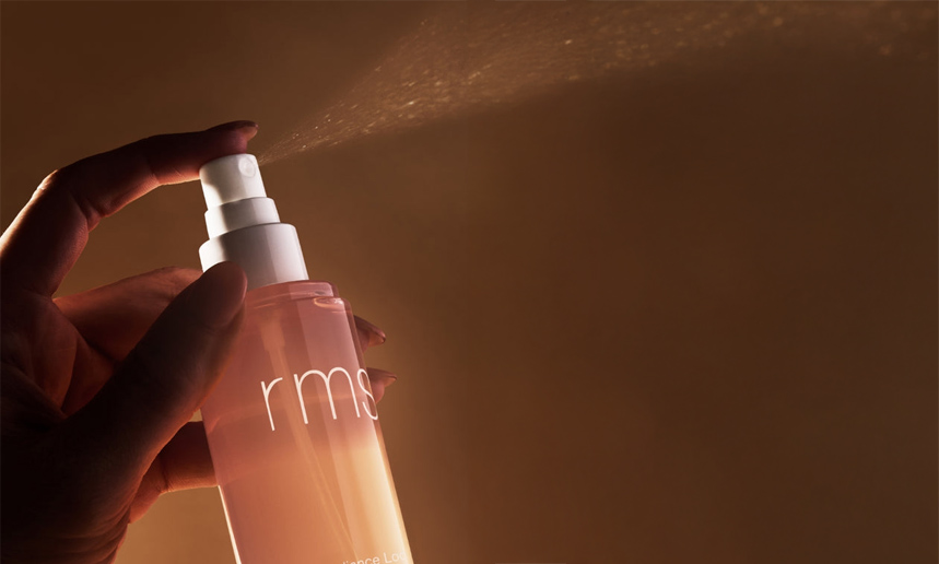  
     
    Brume fixatrice maquillage bio
   